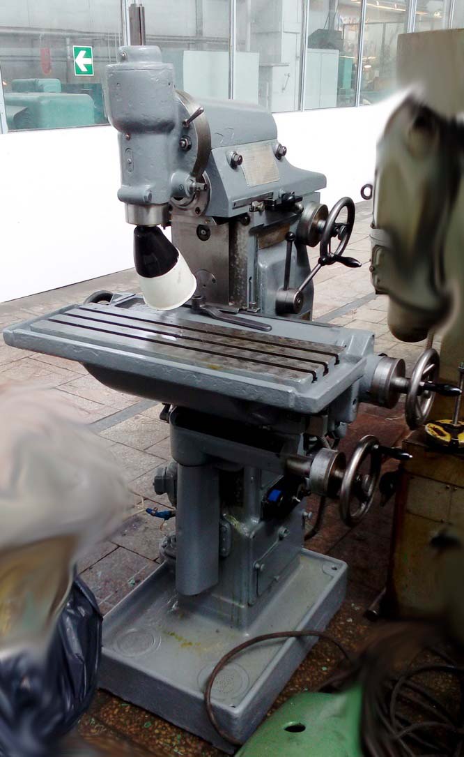 Фото широкоуніверсального фрезерного верстата СФ-67